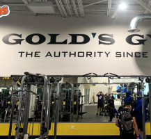 Gold’s Gym Wall Graphics