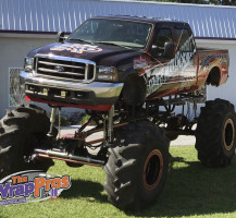 GROEB Motorsports Monster Truck Front