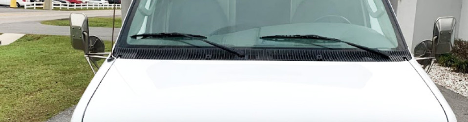 Discount Janitorial Box Truck – Front