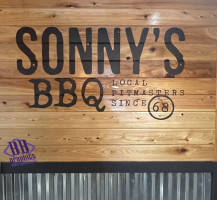 Sonny’s BBQ Wall Graphics