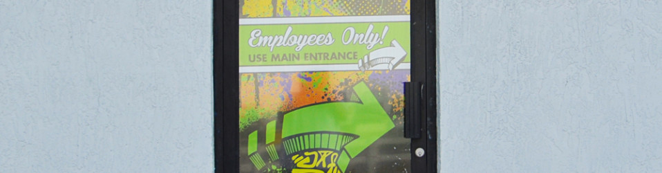 BB Graphics WrapPros Install Bay Main Entrance